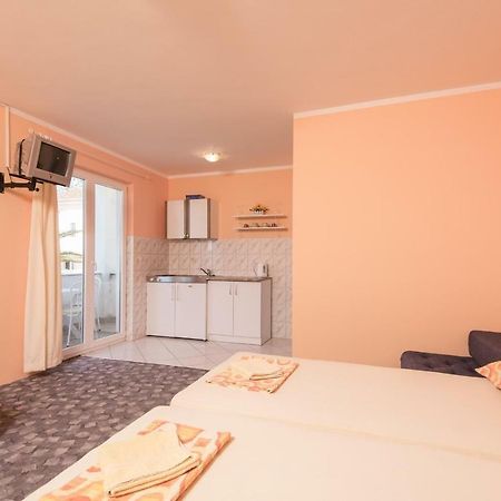 Apartmani Villa Lidija โอเรบิก ภายนอก รูปภาพ