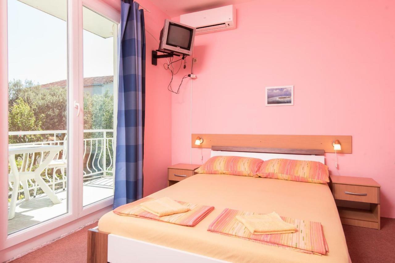 Apartmani Villa Lidija โอเรบิก ภายนอก รูปภาพ