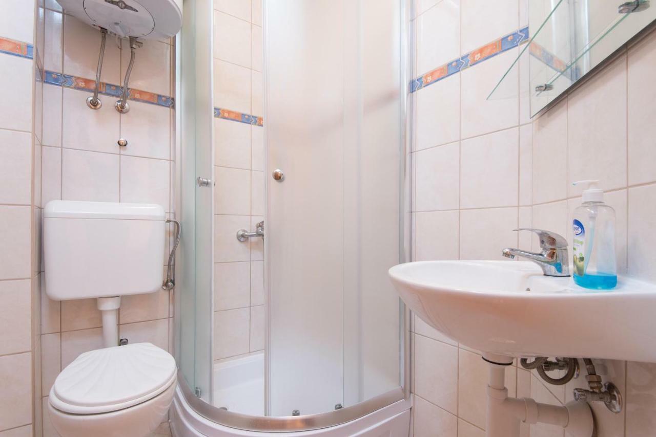 Apartmani Villa Lidija โอเรบิก ภายนอก รูปภาพ