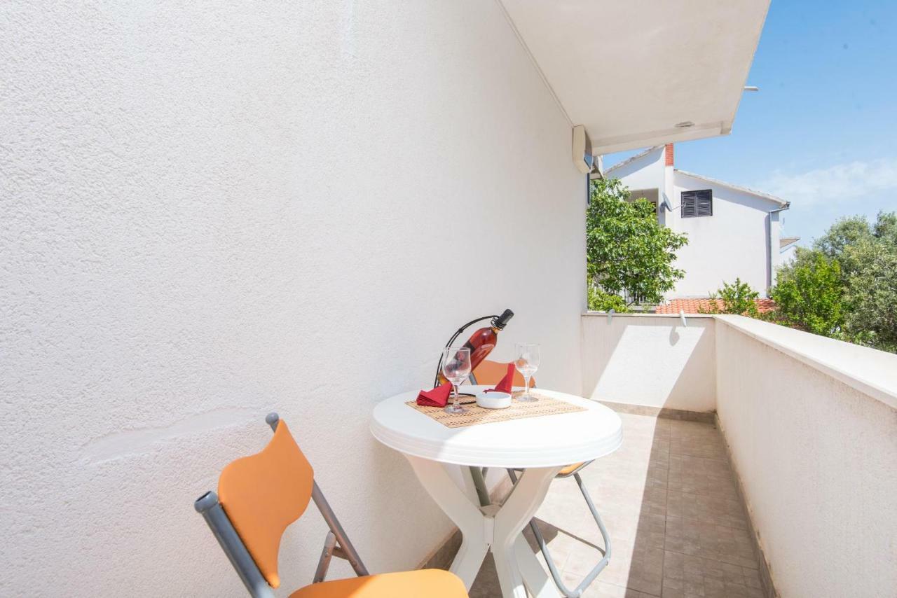 Apartmani Villa Lidija โอเรบิก ภายนอก รูปภาพ